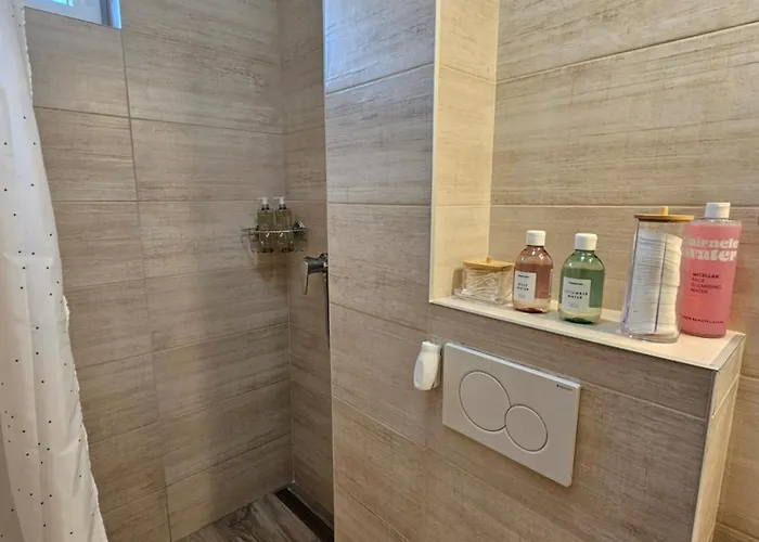 شقة Old Town - Private Parking